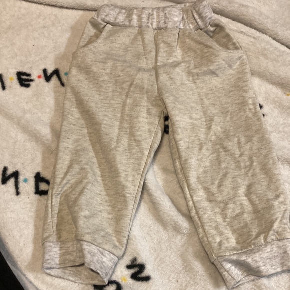 Joggers - Picture 4 of 6